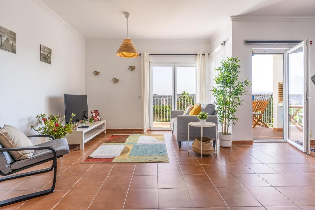 & Nature - 2bedroom In Apartment *