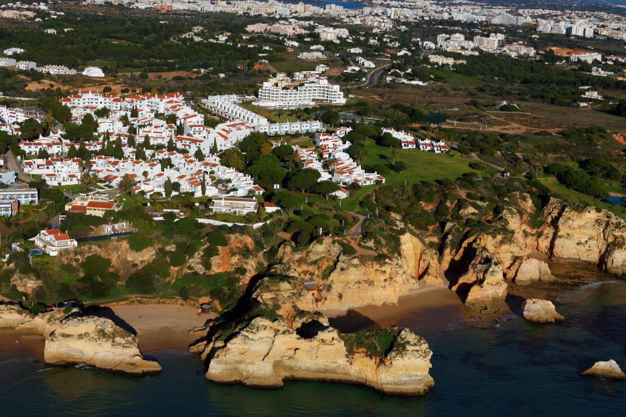 Aldeamento Turistico Da Prainha