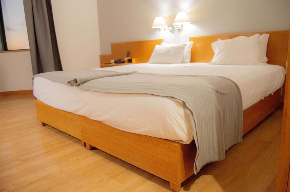 Hotel Tryp By Wyndham Parque
