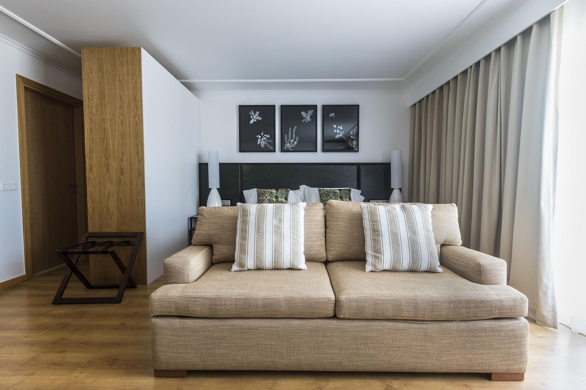 Hotel Ponta Delgada 3*