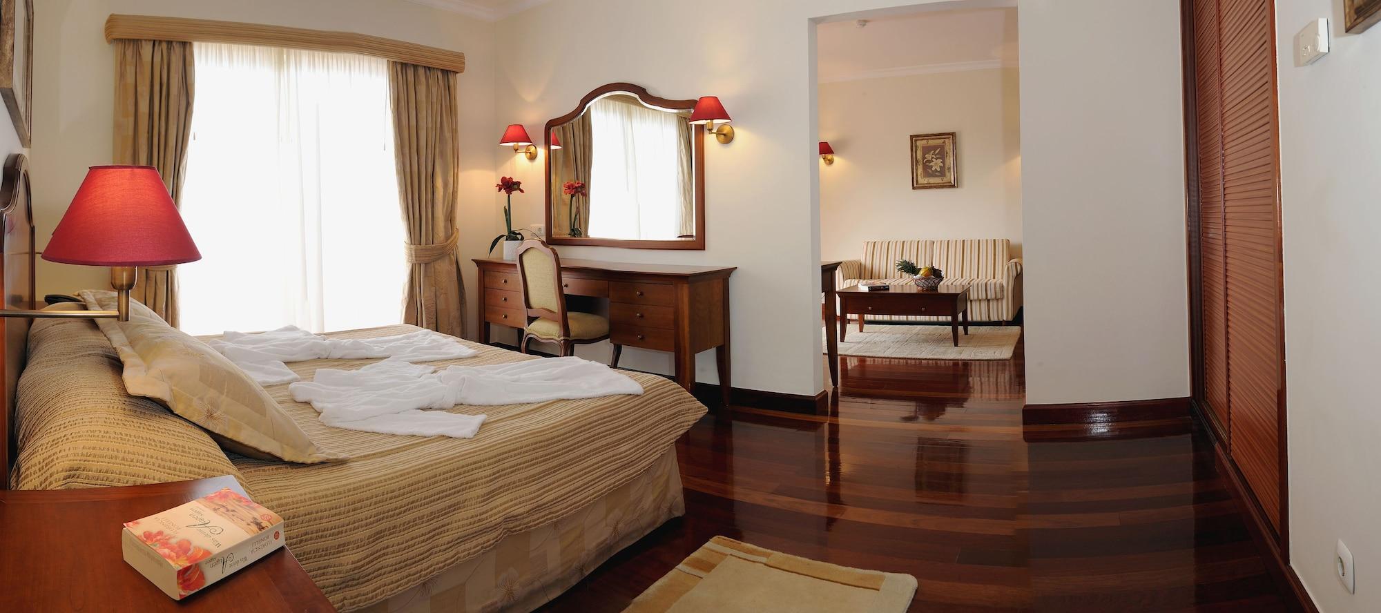 Ocean Gardens Hotel