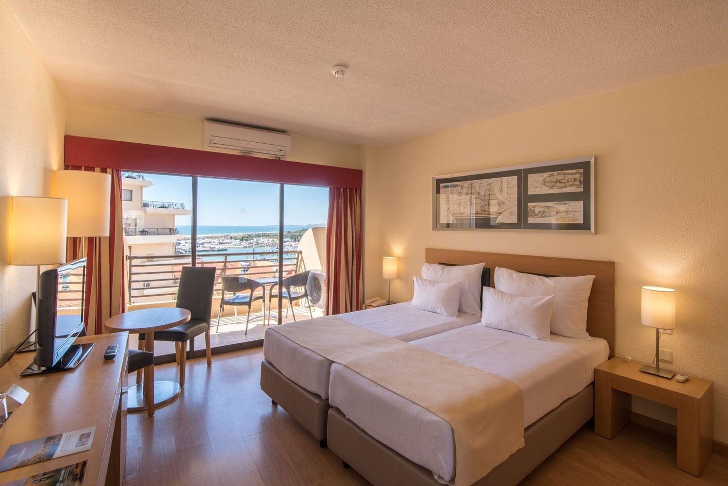 Gale Marina Hotel