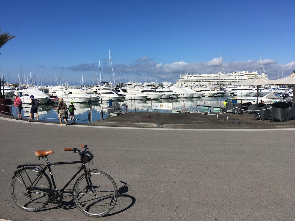 Marina Plaza By Garvetur Apartment *