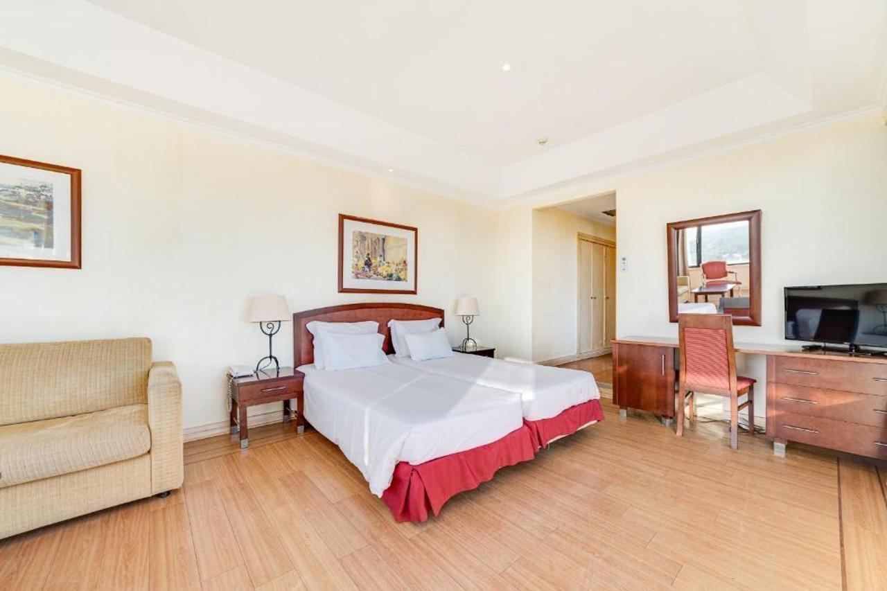 Yellow Hotel Monte Gordo