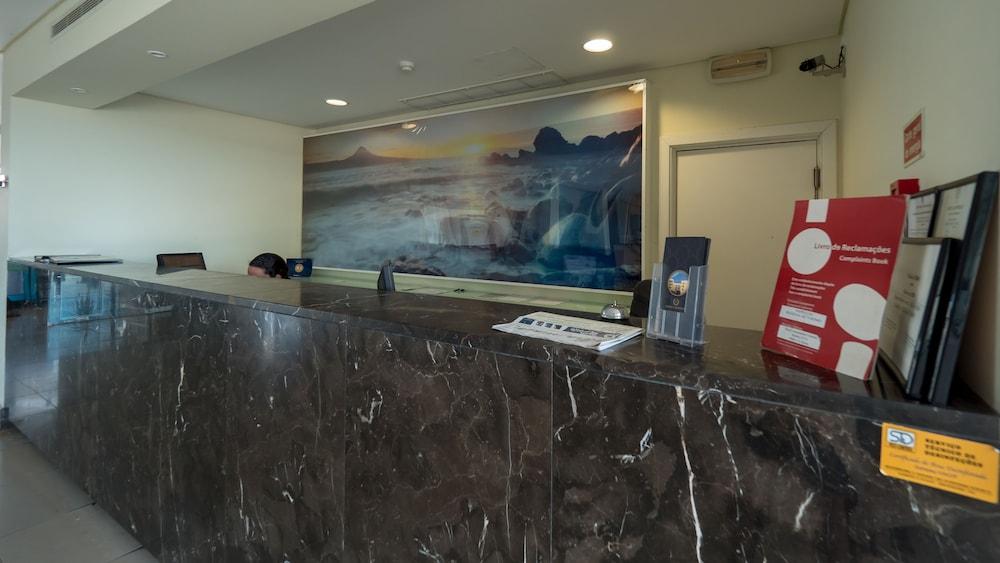 Hotel Caravelas 4*