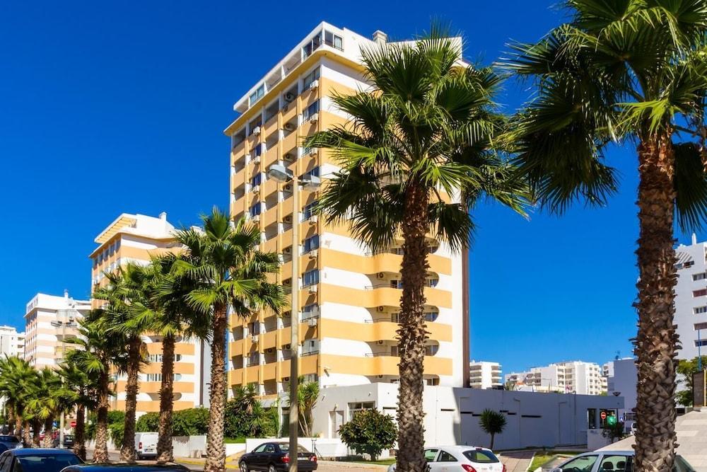 Atismar Hotel