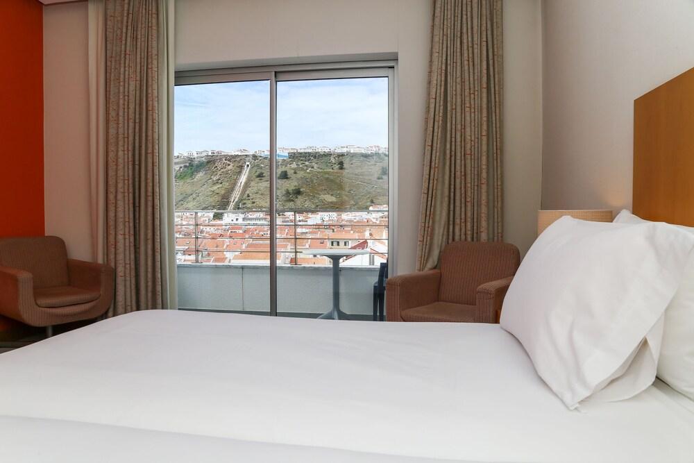 Hotel Praia Nazare