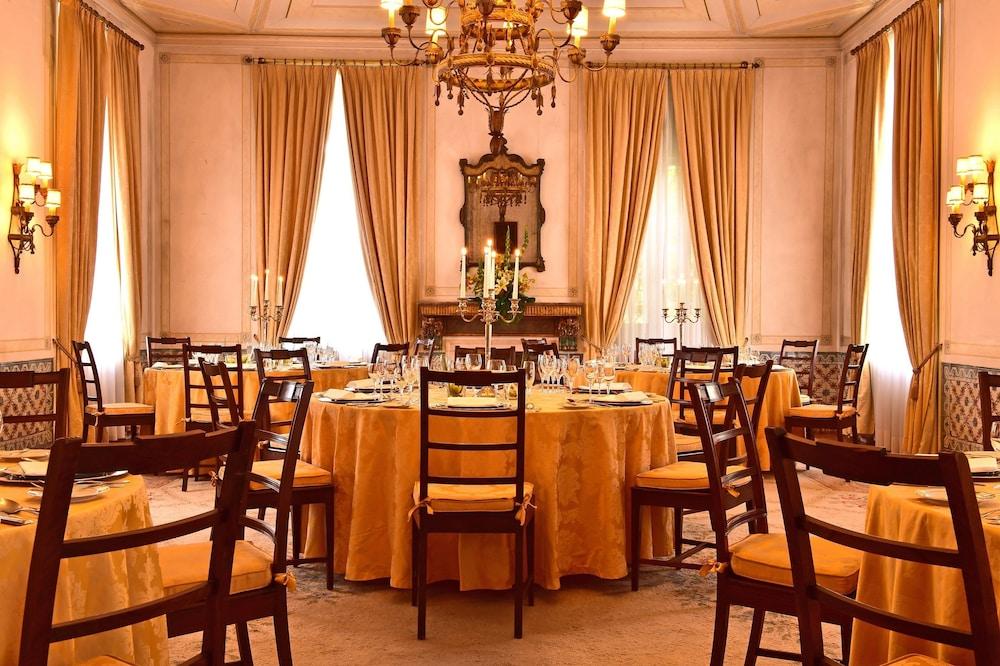 Palacio De 4* Queluz