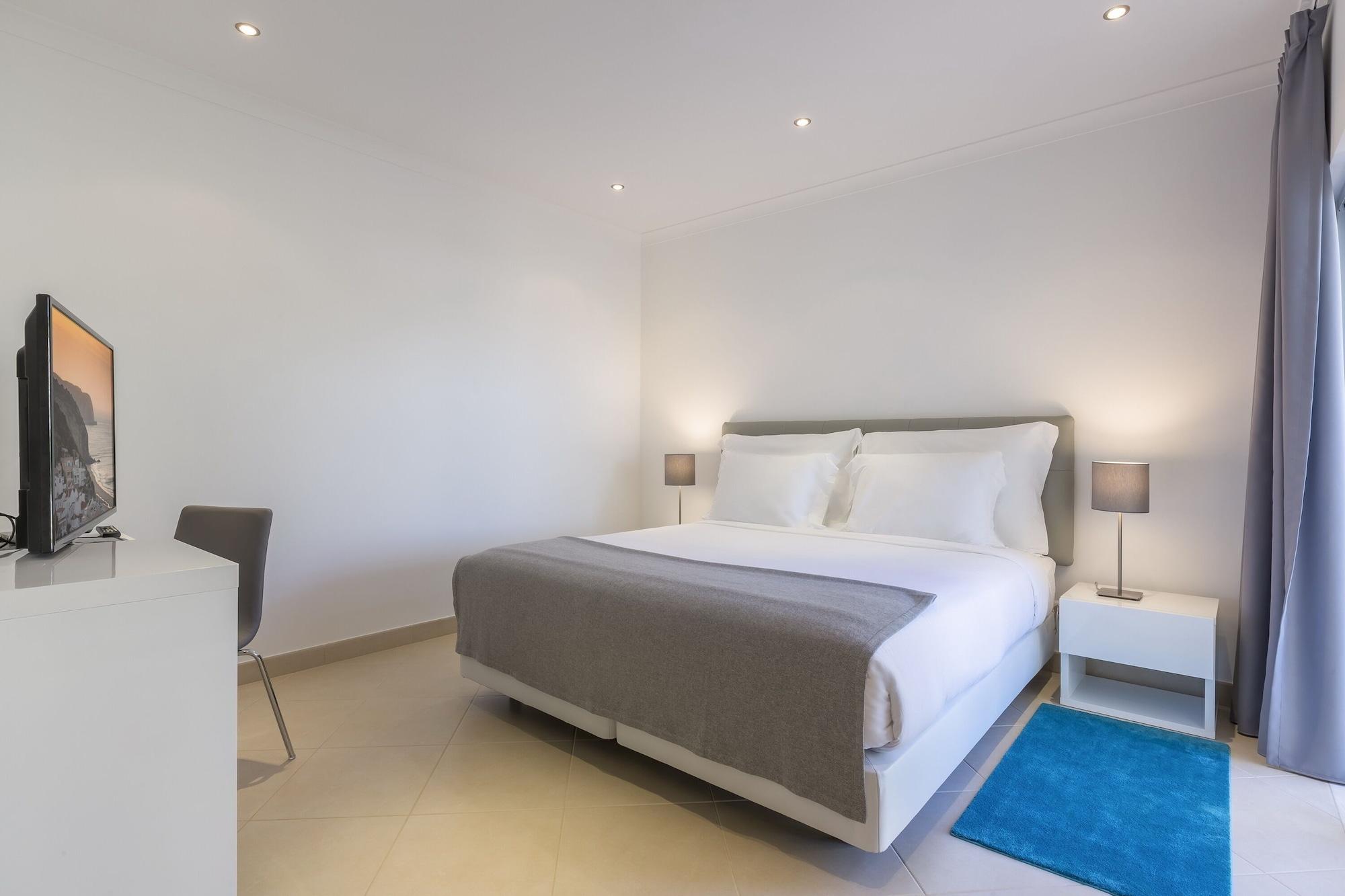 Nau Village 4* Salema