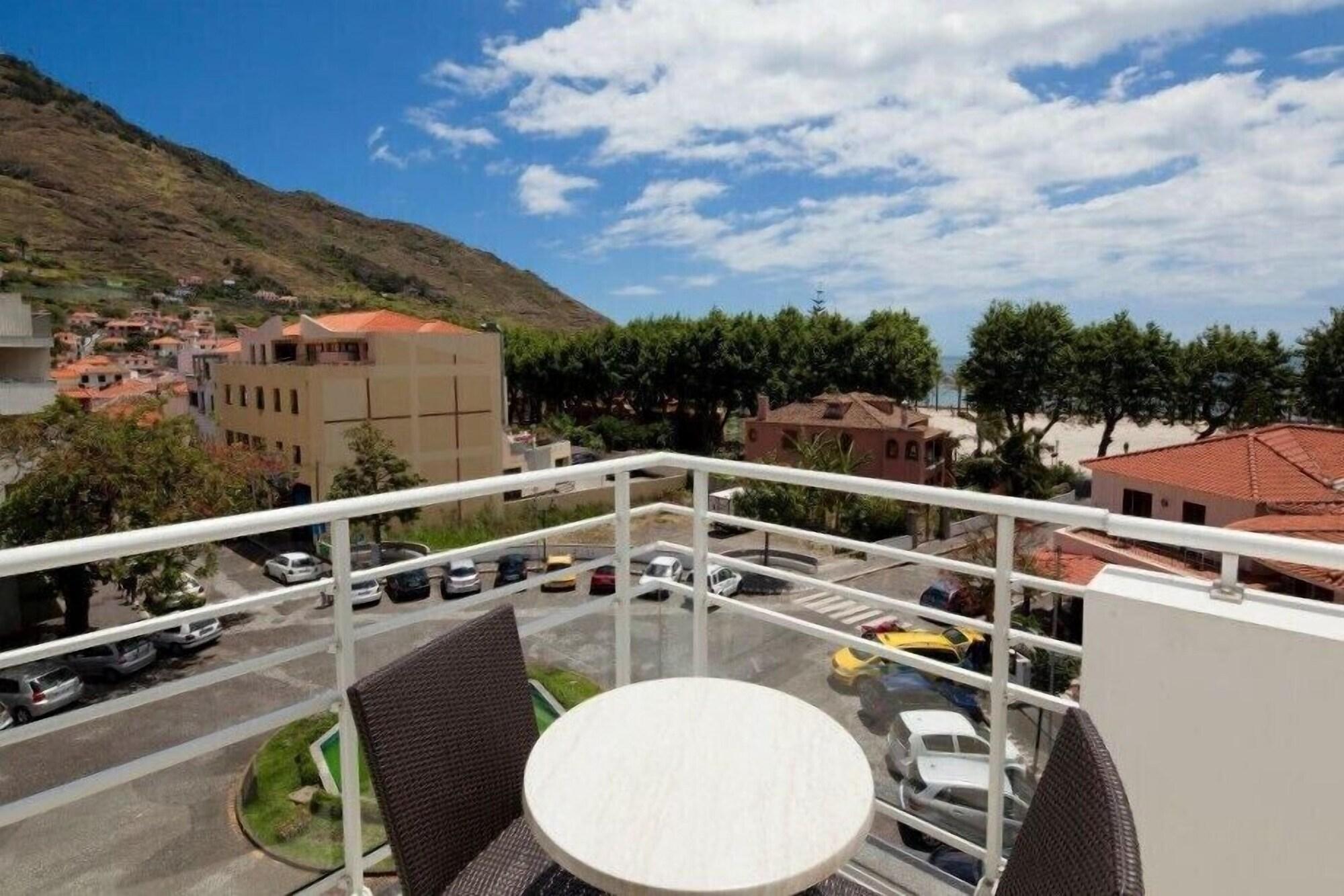White Waters Hotel 3*