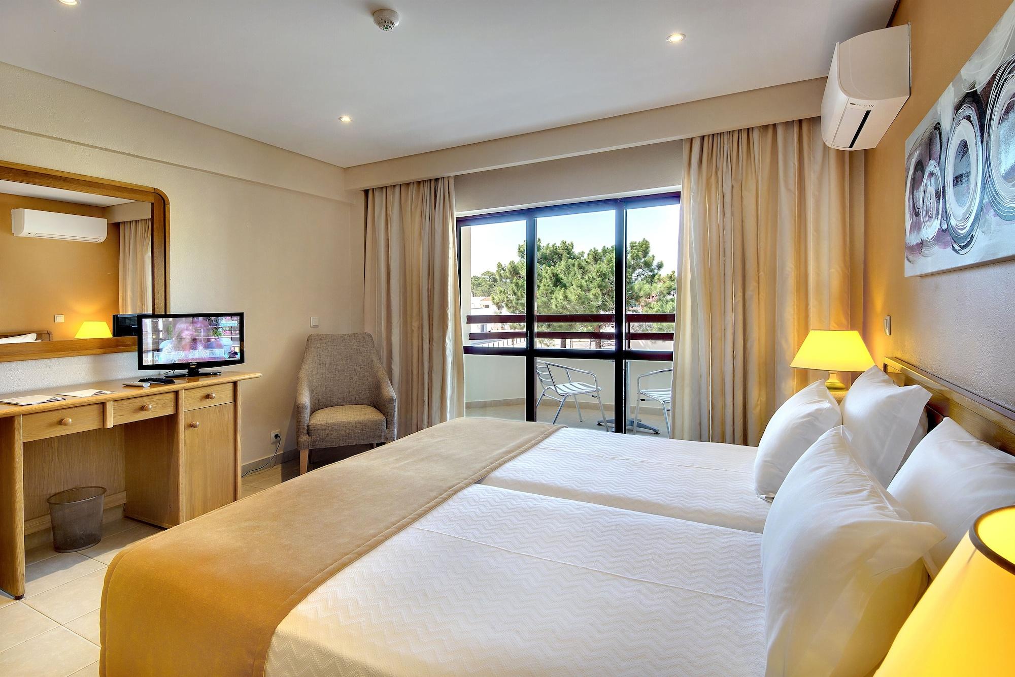 Alba Hotel 4*