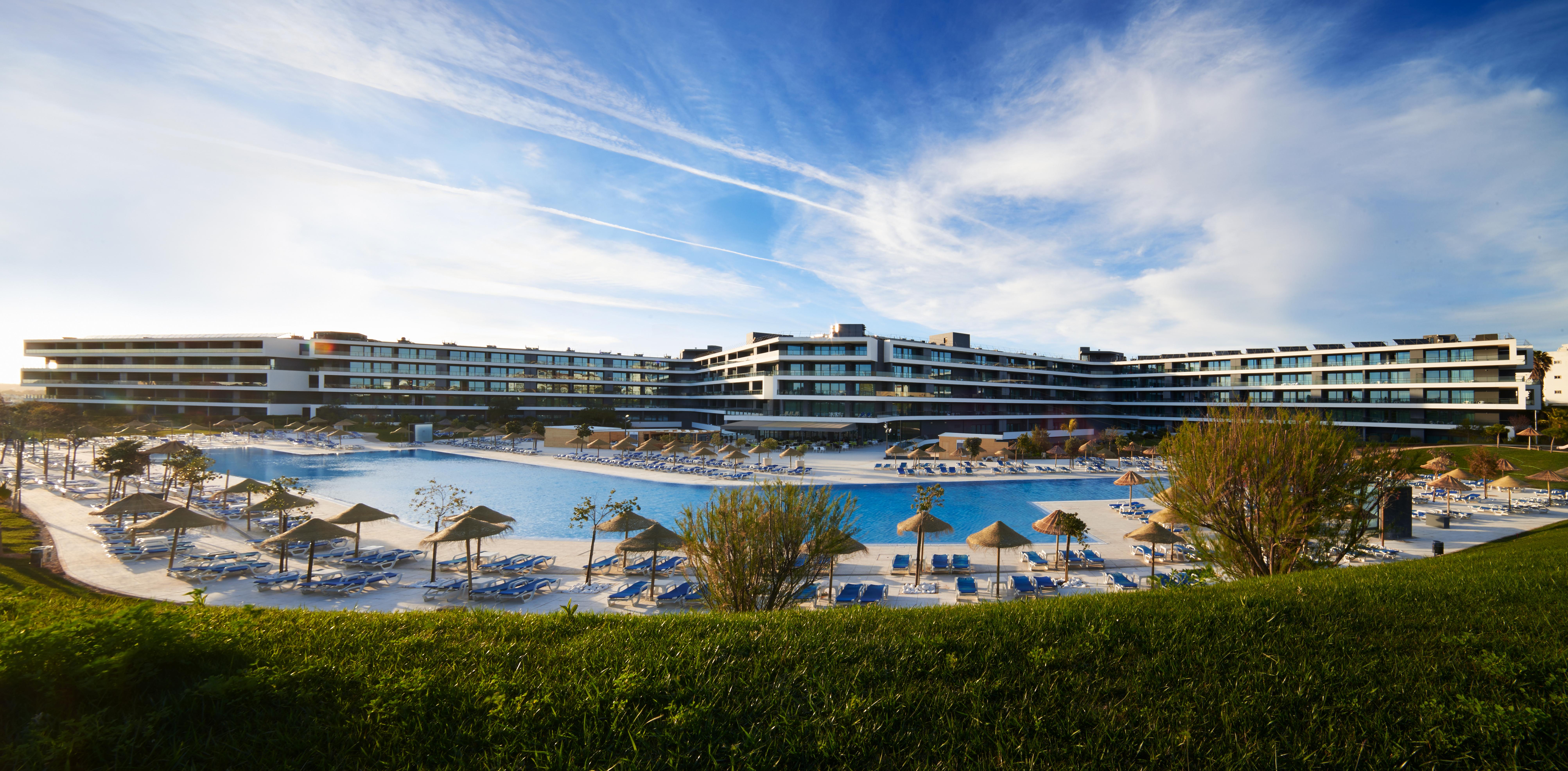 Rr Baia Resort 4*