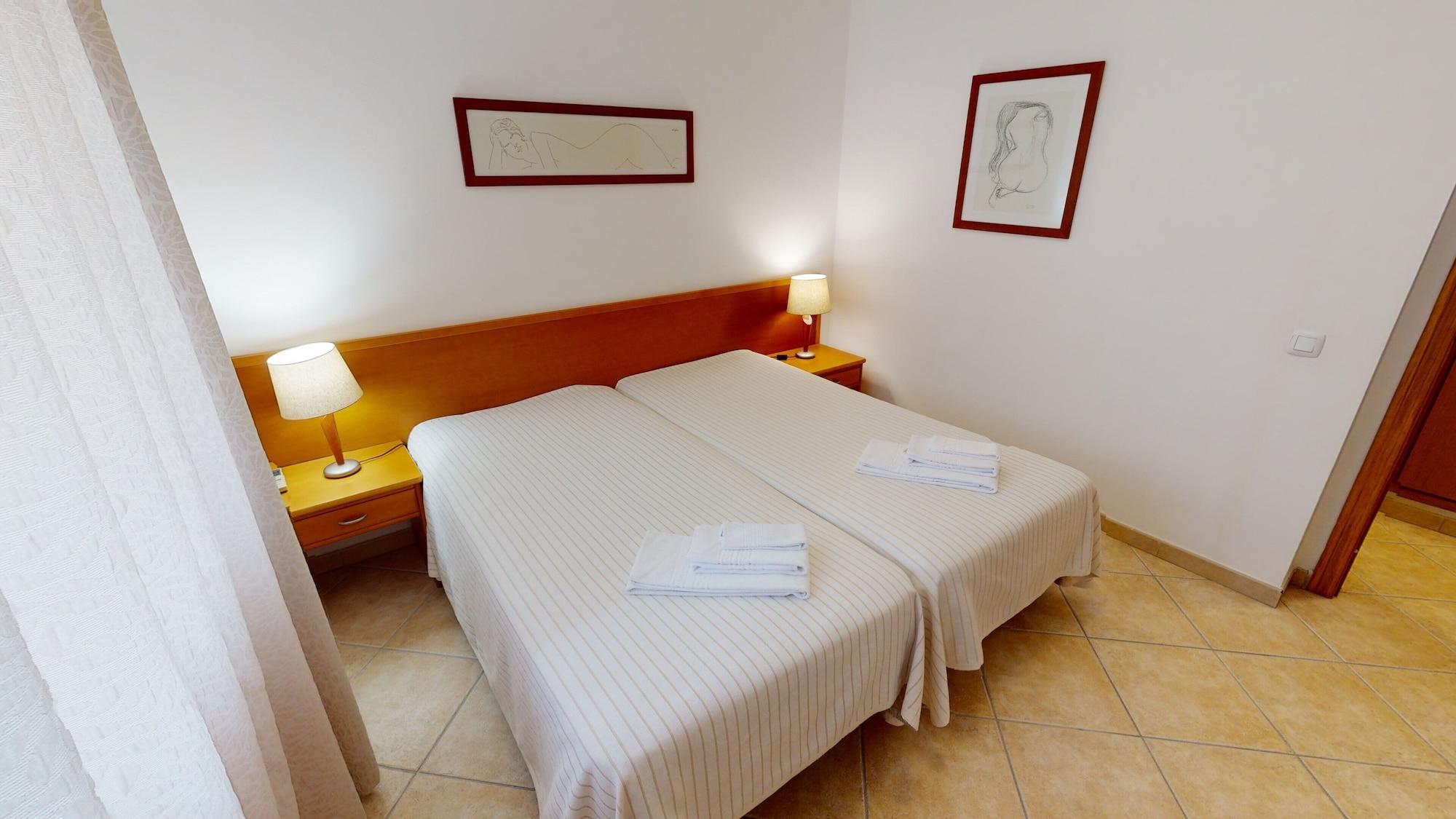 Praia Da Lota Apartments *