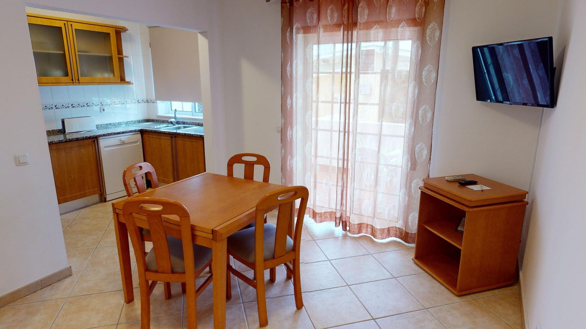 Praia Da Lota Apartments *