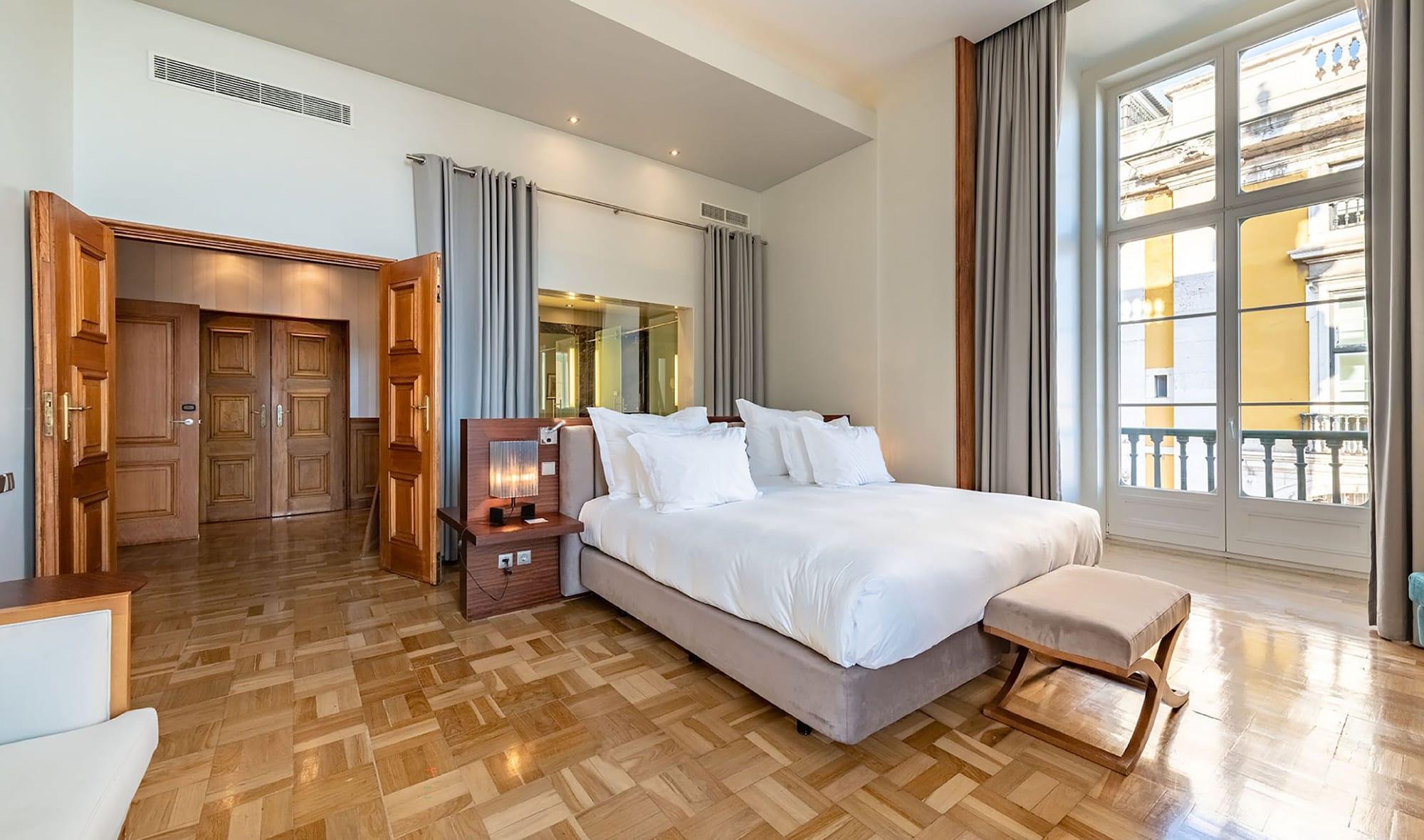 De - Small Luxury Of The World 5*