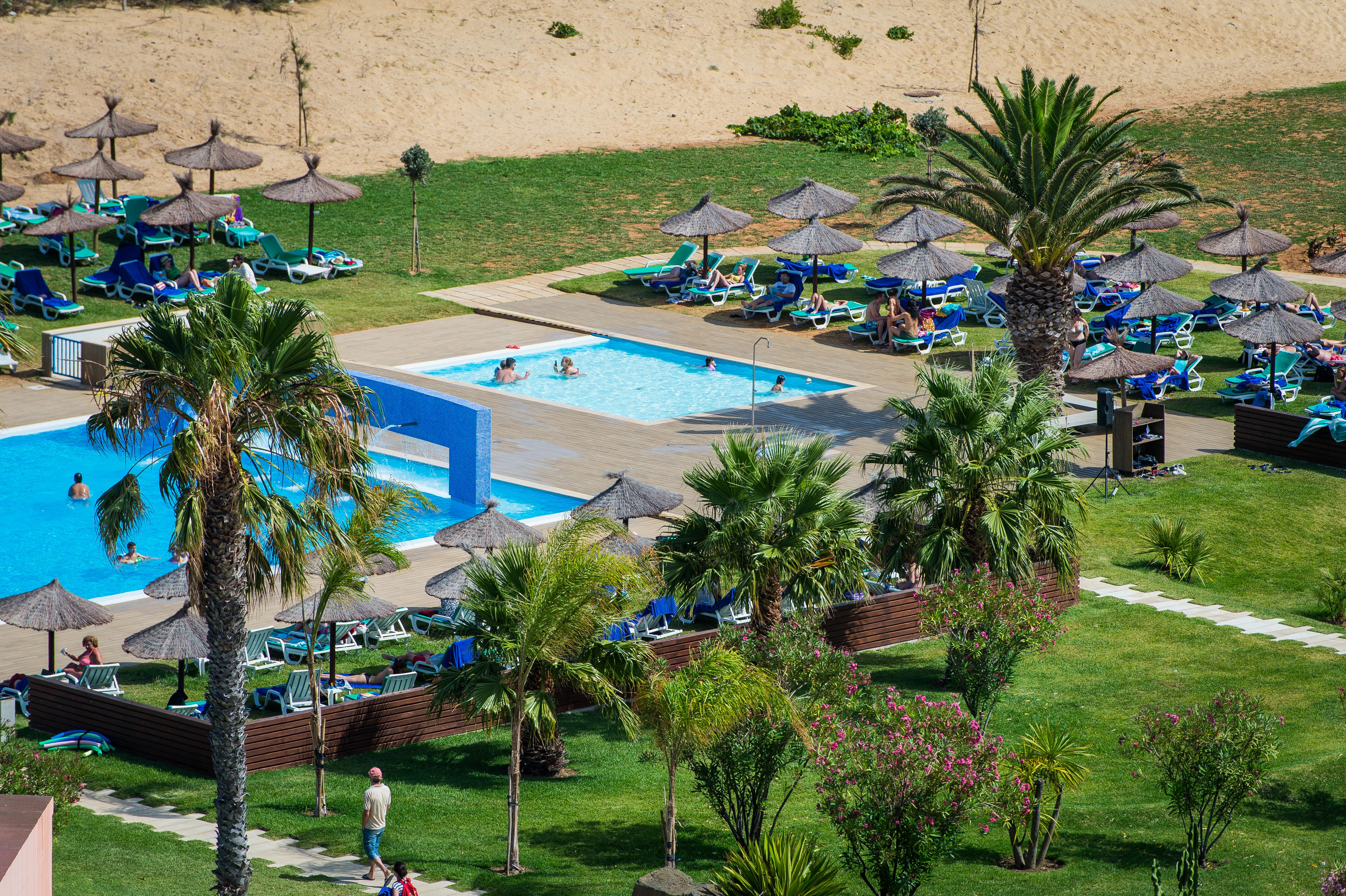 Baleira Hotel
