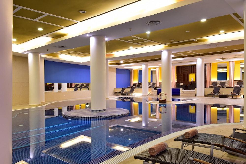 Pestana Casino Park & Casino Hotel Funchal (Madeira)