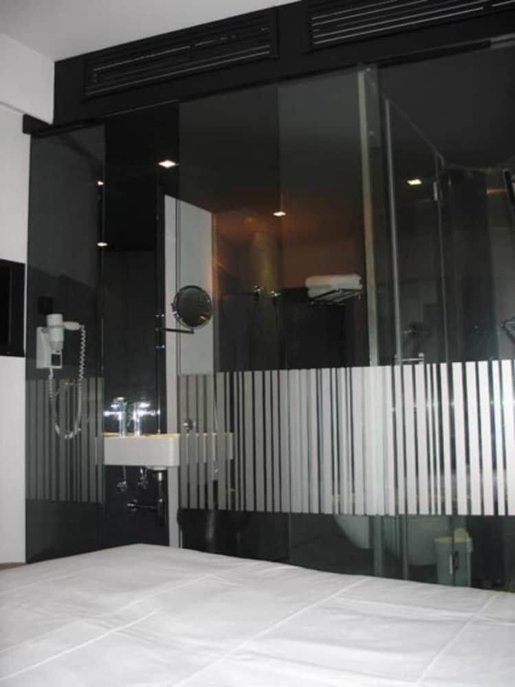 Hotel Design 4*