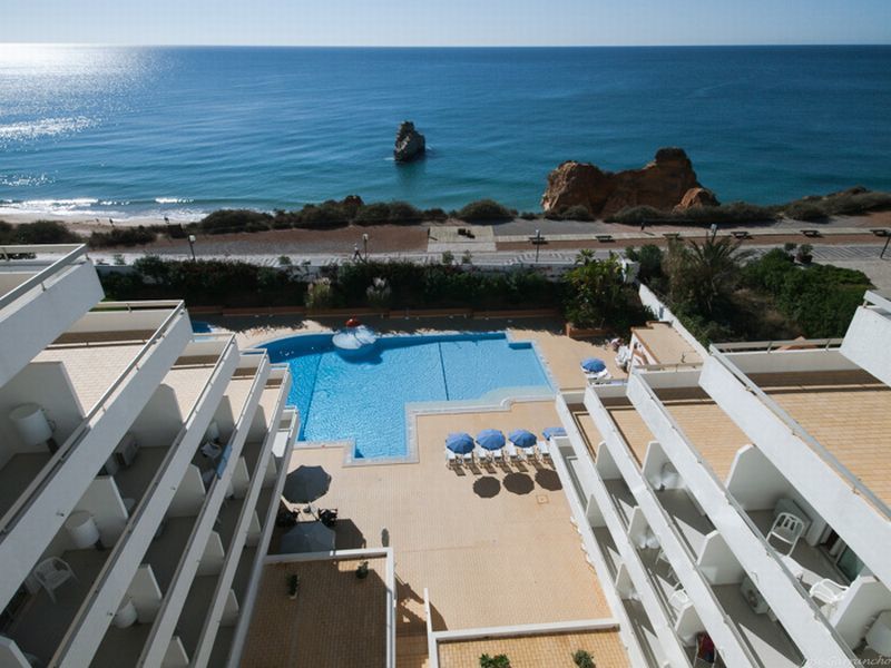 Hotel Luar