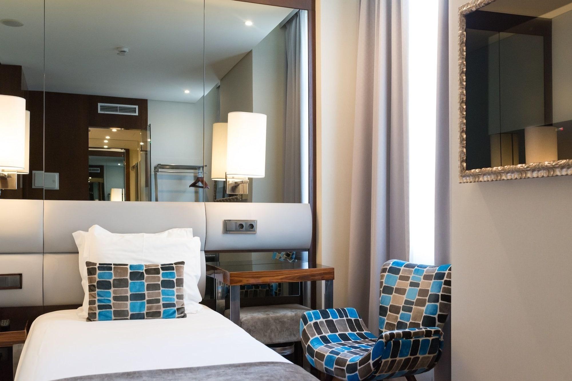 Turim Terreiro Do Paco Hotel