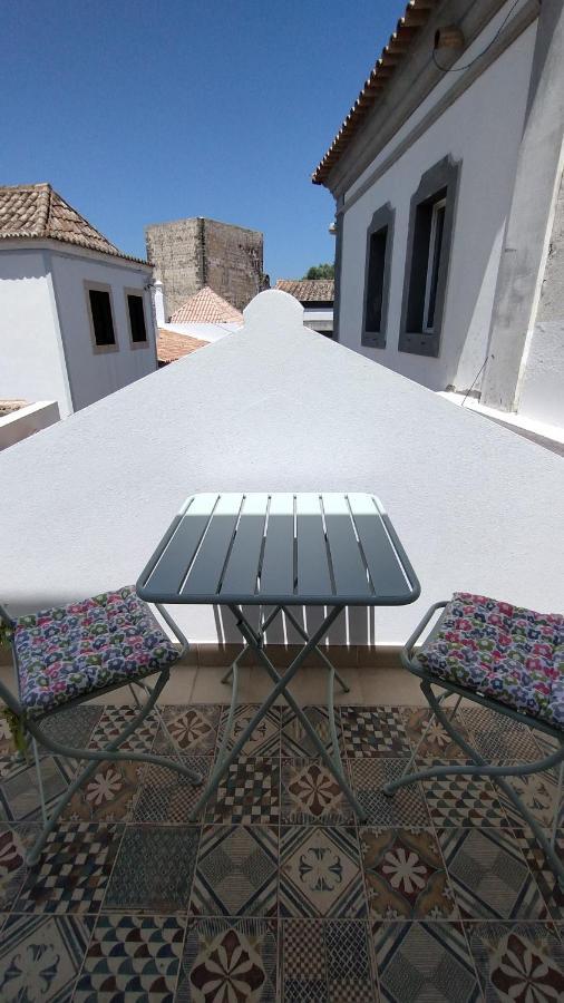 Casa Da Torre - A Gema Escondida Da *