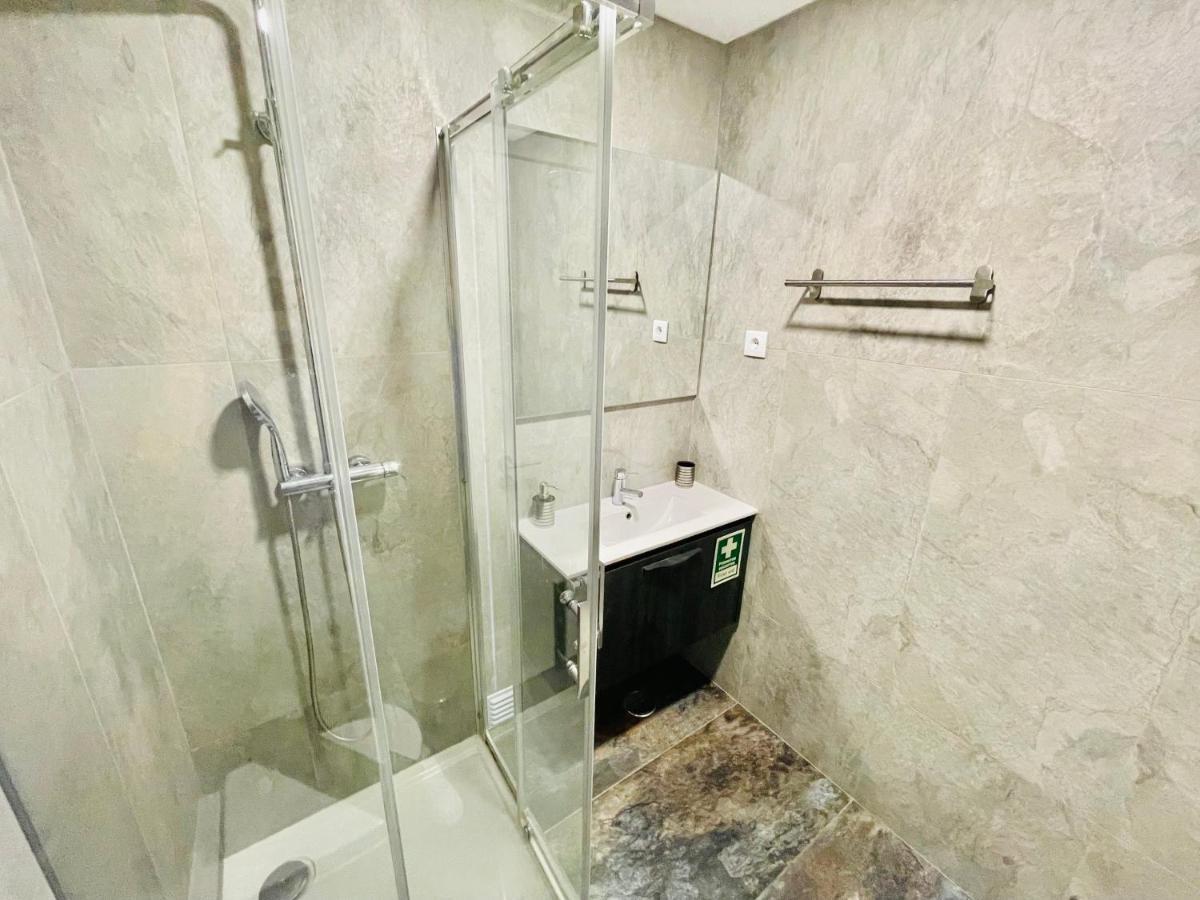 Apartment Sublimar - Beachfront - Tv Terrace - Nightlife *