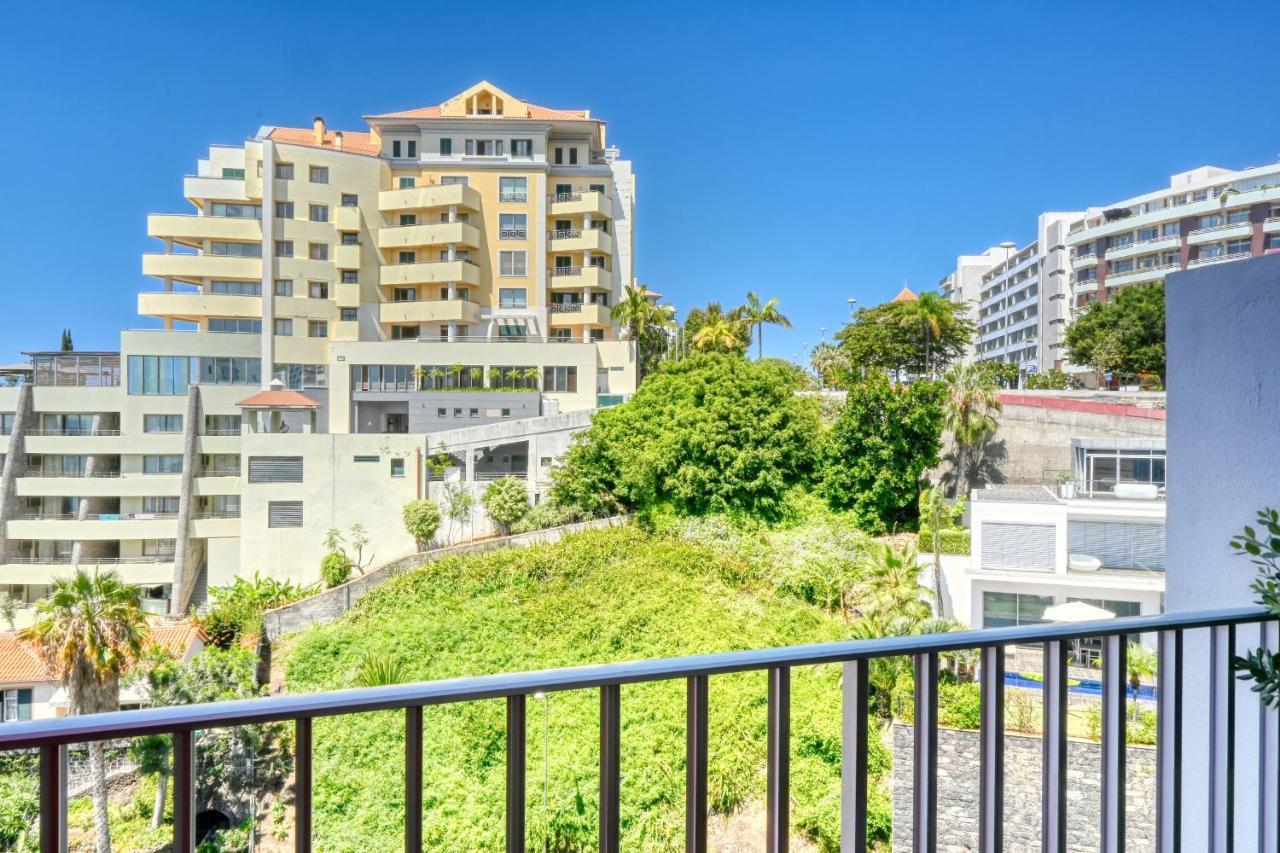Apartamento Blue Wave, A In Madeira