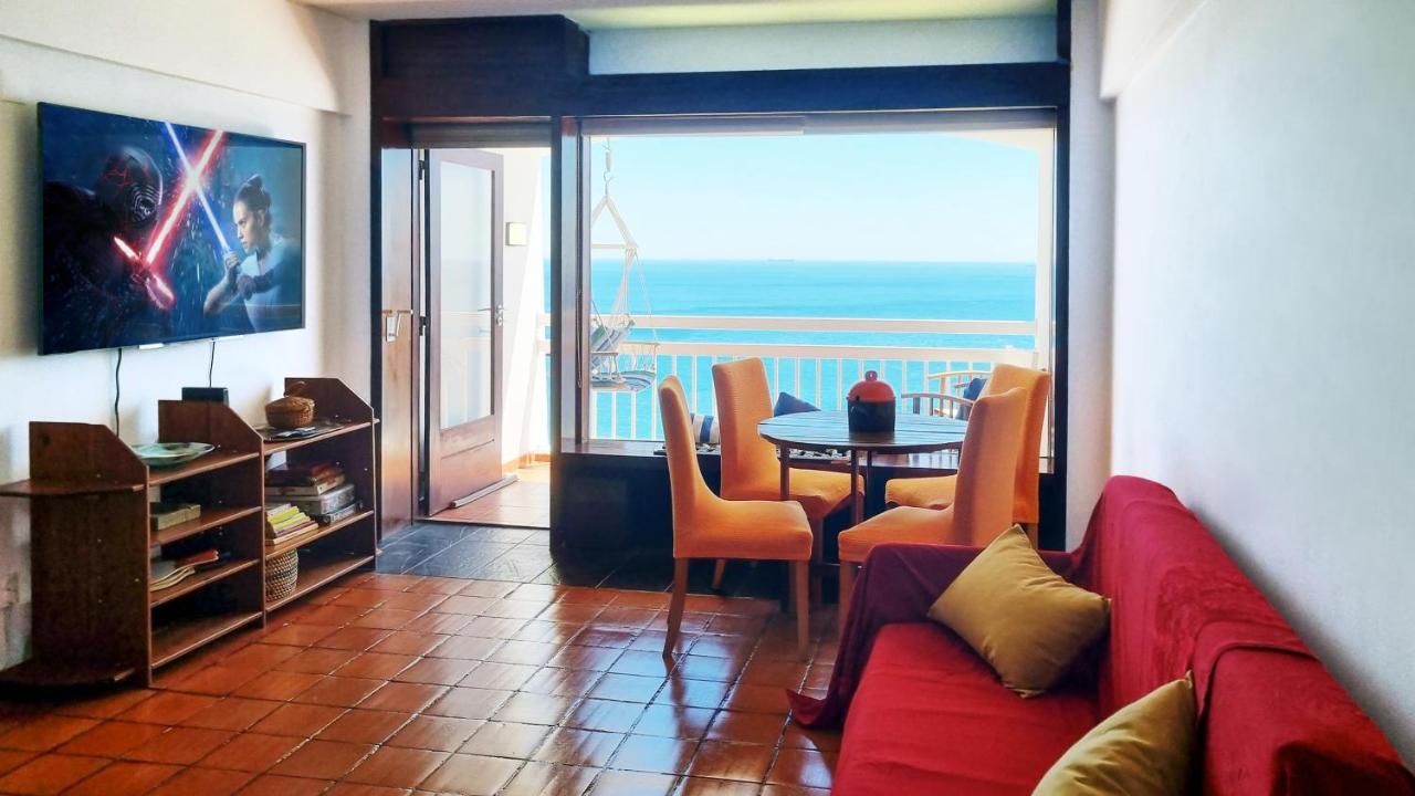 Sun&sea - Beachfront Apartment! *