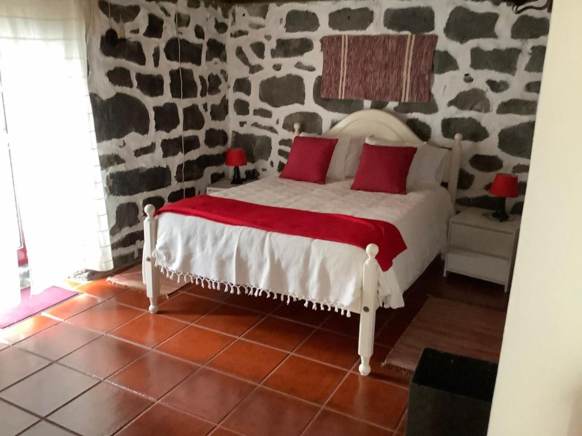 Adega Do Pesqueiro Alto Holiday home Lajes do Pico