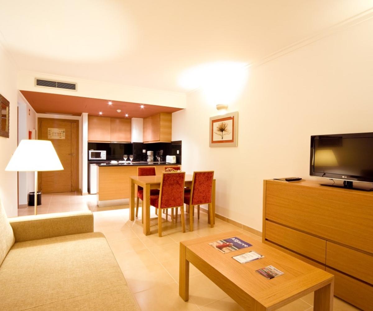 Hotel & Monte Gordo