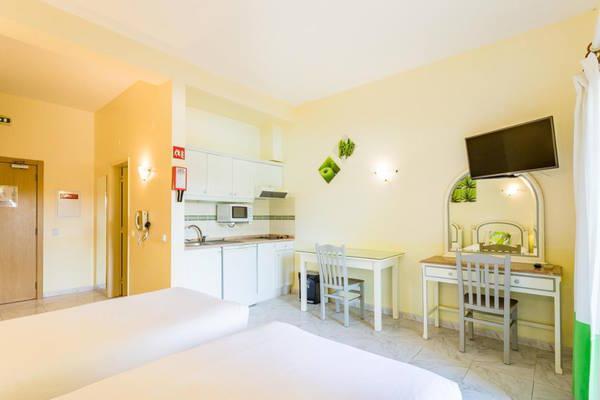 Wot Algarve Hotel 2*