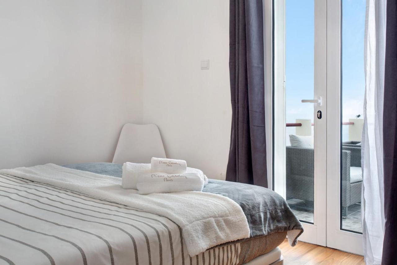 Simao House *