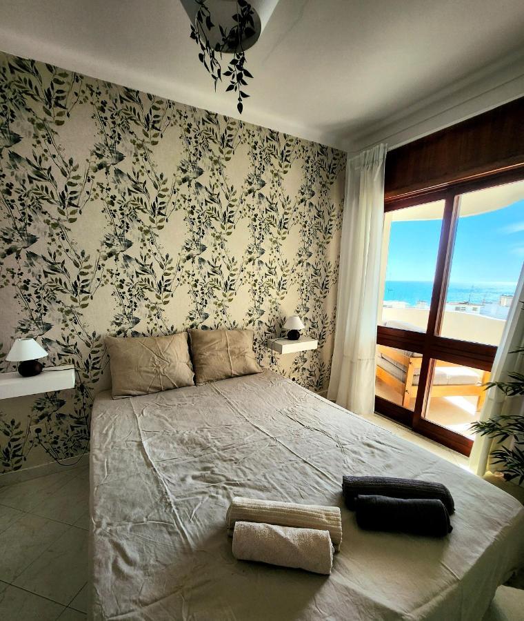 Oceanview Side Apartment *