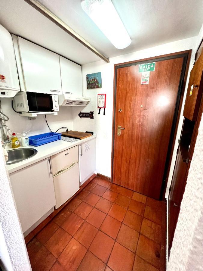 4 - & Cozy Little With Terrace Apartment *