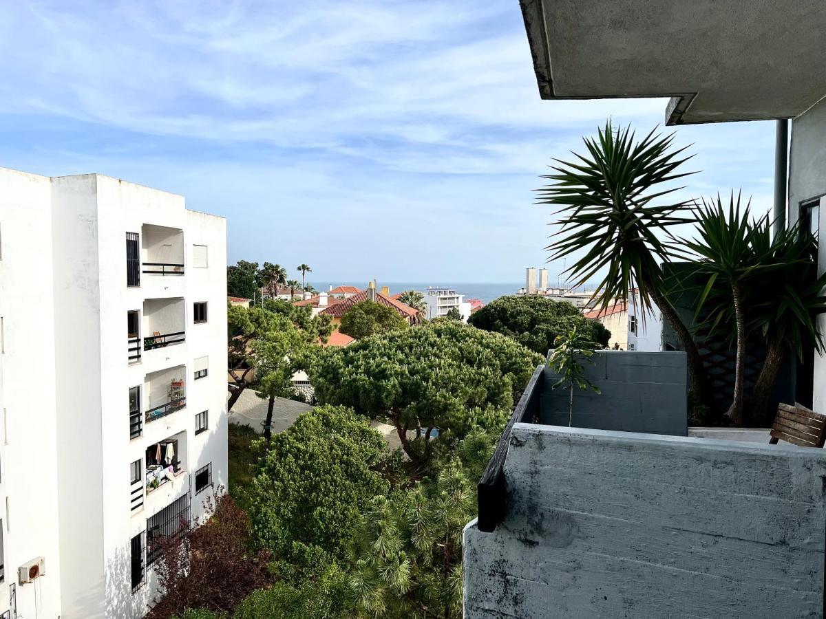 4 - & Cozy Little With Terrace Apartment Estoril