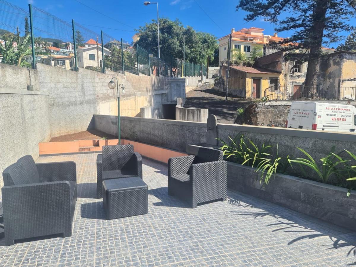 Charming 3-bed House In Сasa de vacaciones *
