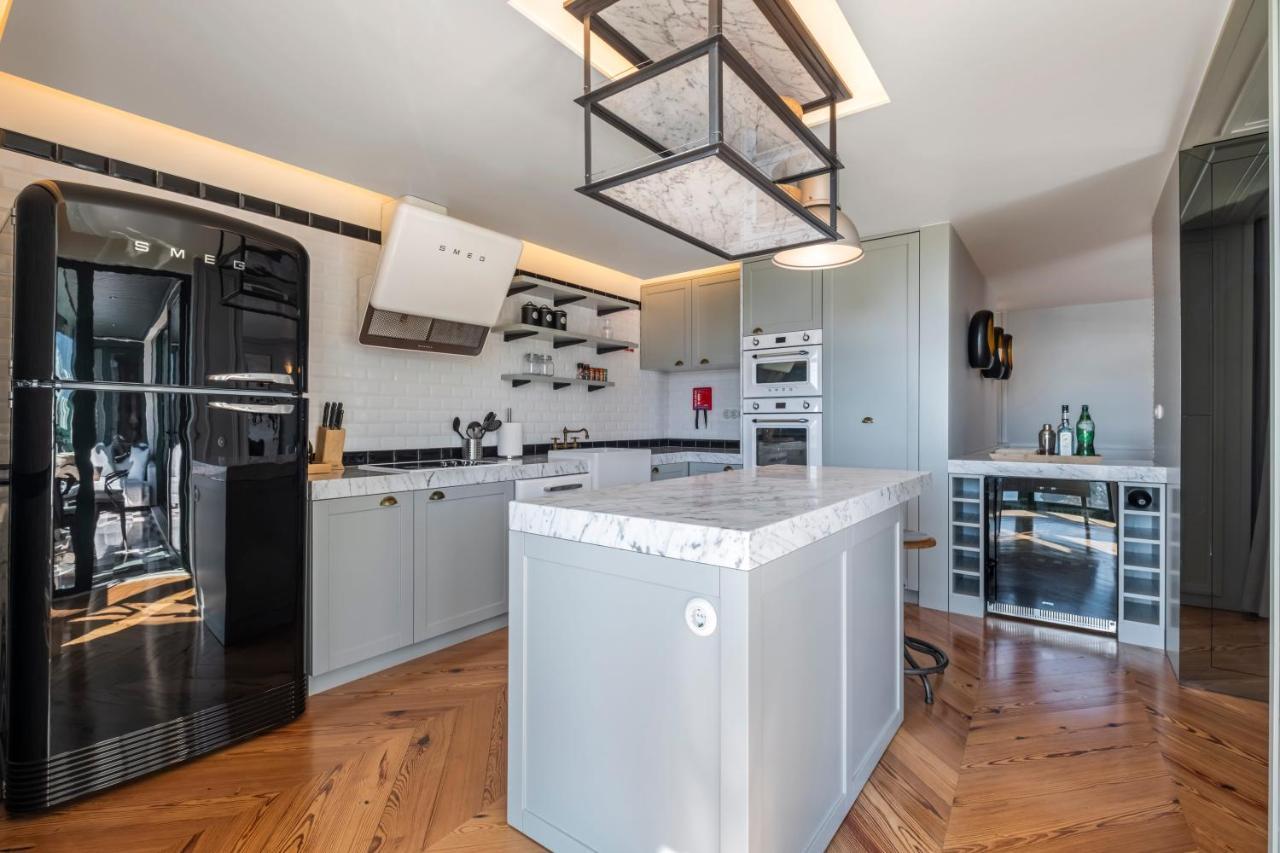 Appartement Luxury Oceanfront At Reid's Gardens