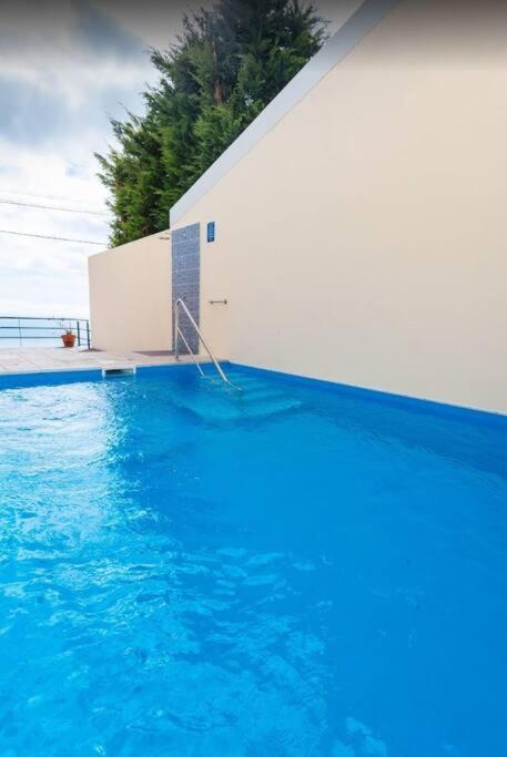 2 Bedroom In Calheta