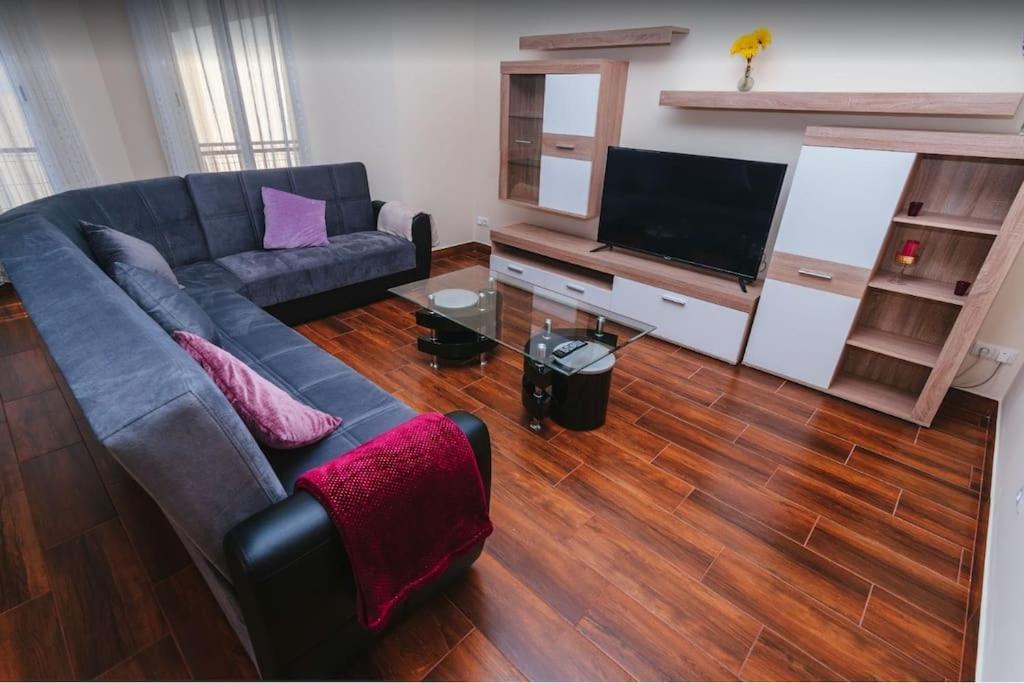 Apartment 2 Bedroom In Calheta Arco da Calheta (Madeira)