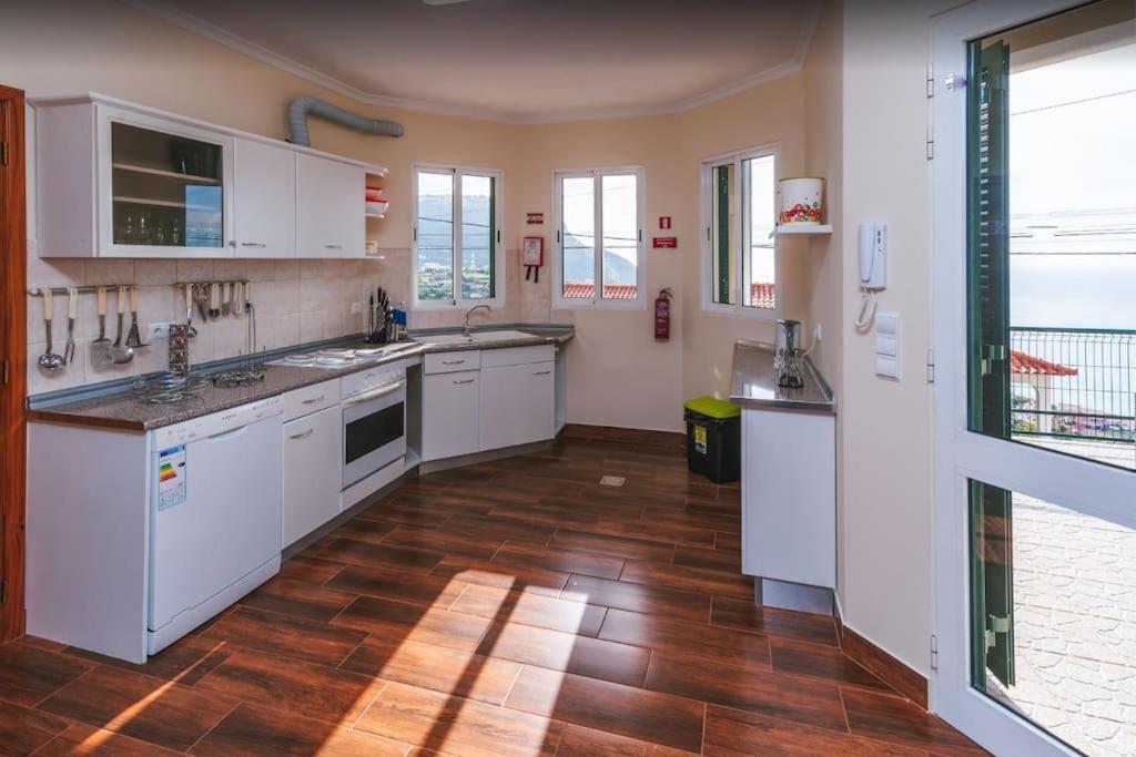 2 Bedroom In Calheta Apartment