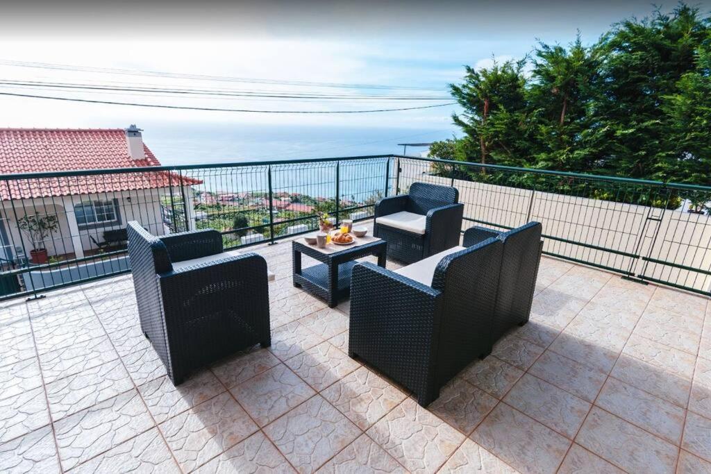 2 Bedroom In Calheta