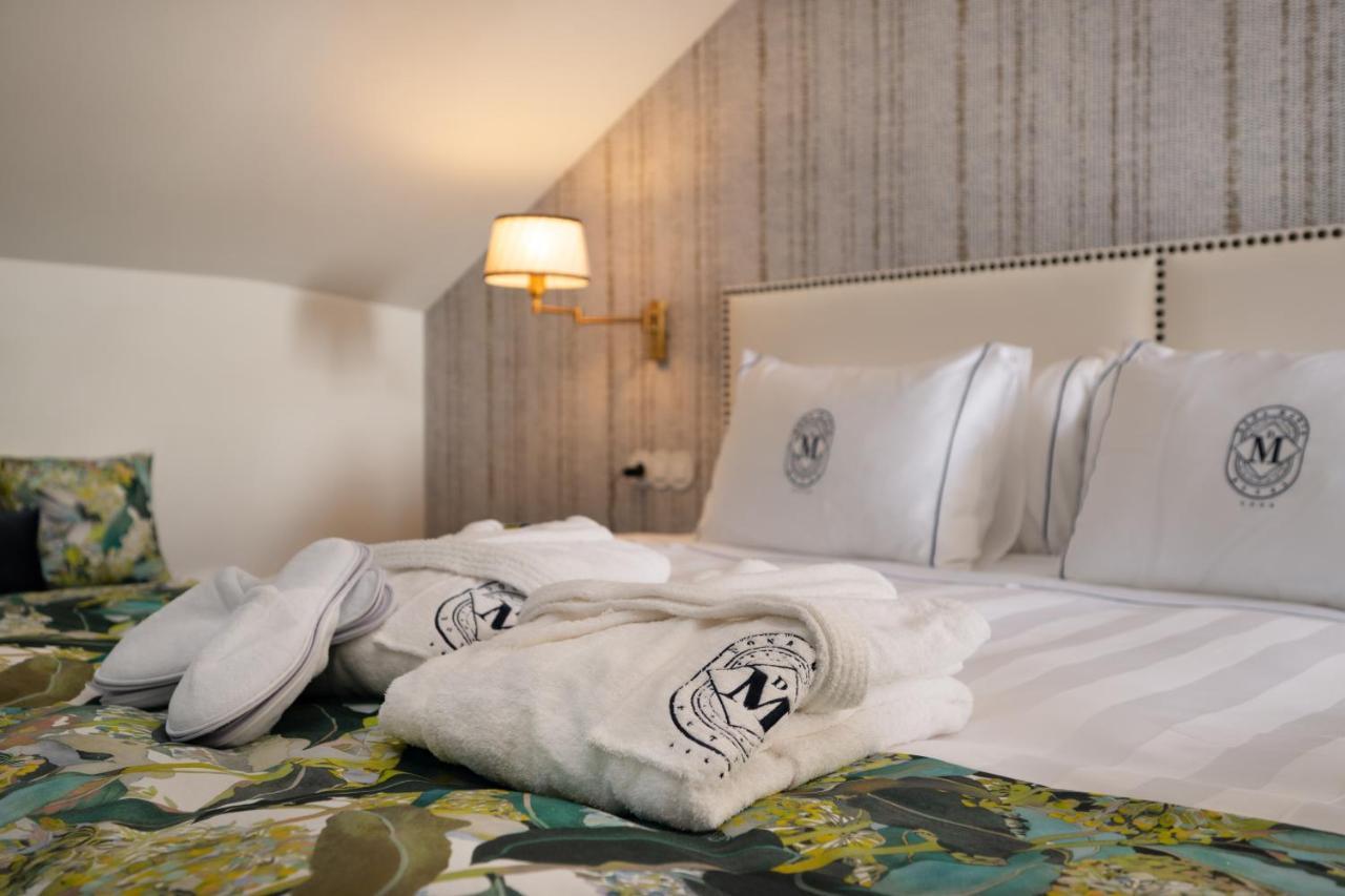 Dona Maria Hotel 4*