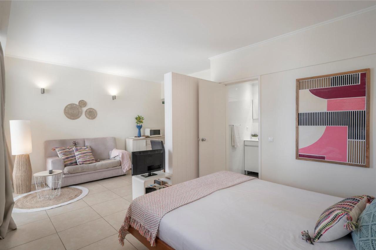 Do Mar Ii By An Island Apartment *