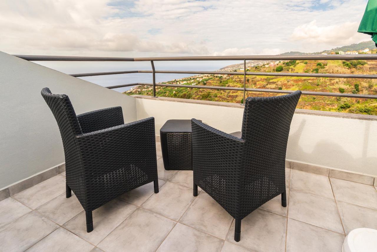 Ribeiro's House, New With Amazing Sunsets * Arco da Calheta (Madeira)