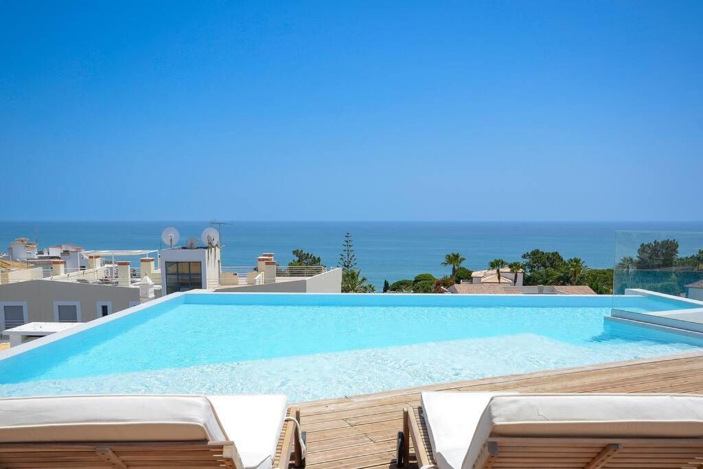 3 Bedroom Apartment, Olhos De Agua At20