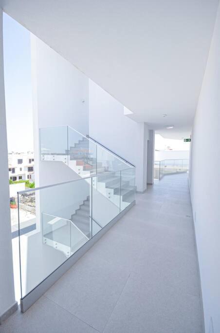 3 Bedroom Apartment, Olhos De Agua At20 Apartment *