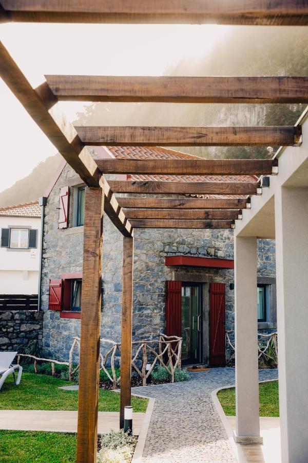 Casas Do Calhau Miudo - Seixal Holiday home *