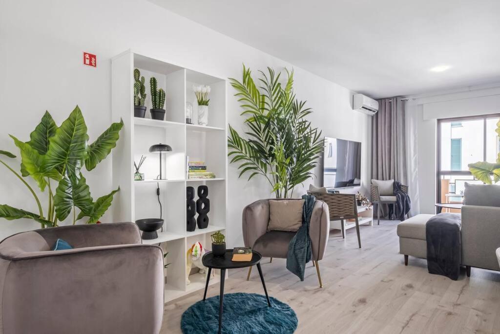 Super Platinum Apartment