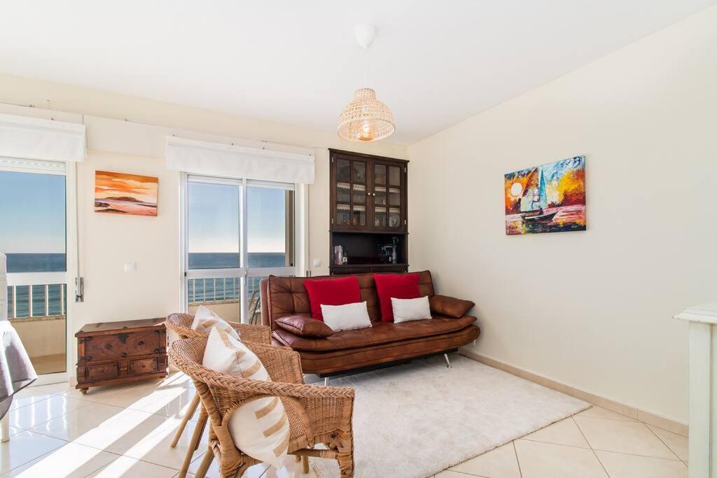 Apartment Sea Side By Side