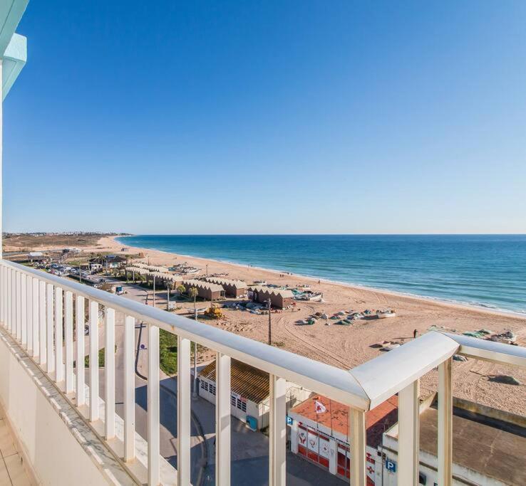 Sea Side By Side Apartment *